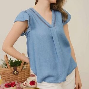 Blu Pepper Lace Trim Chambray Blouse with Buttons down the Back.